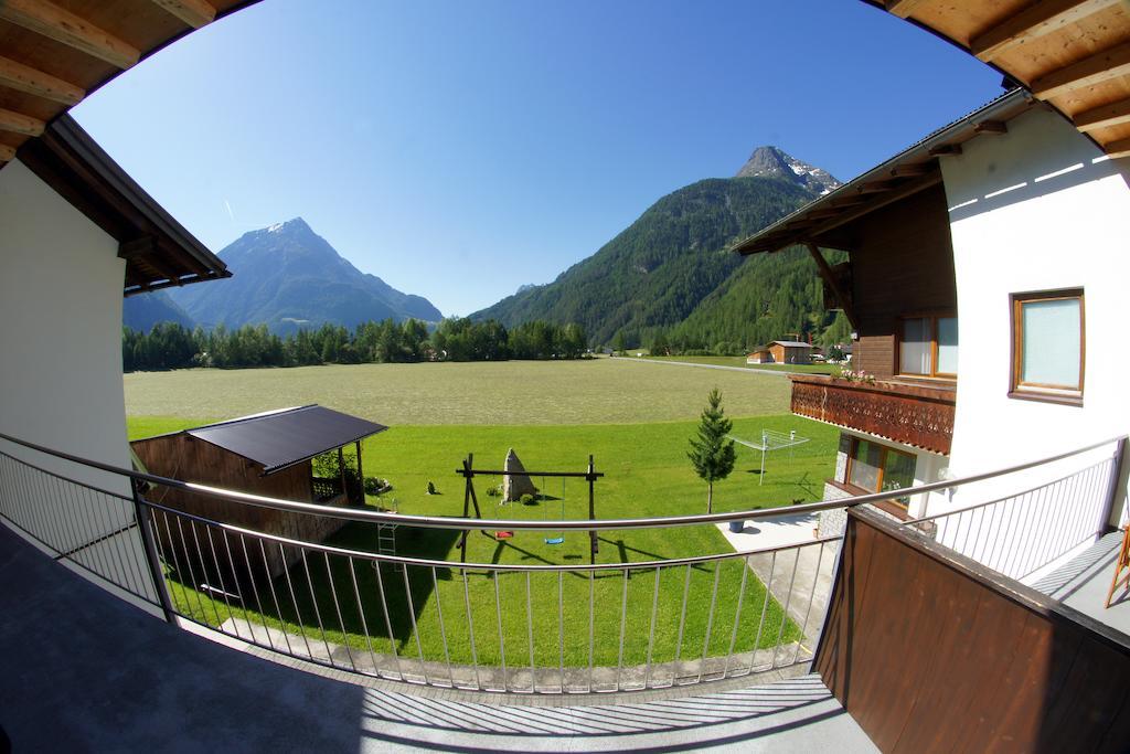 Apartments Bauernhof Dismasn Hof Längenfeld Quarto foto